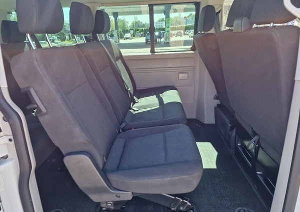 Volkswagen Caravelle cena 129000 przebieg: 134000, rok produkcji 2017 z Działdowo małe 154